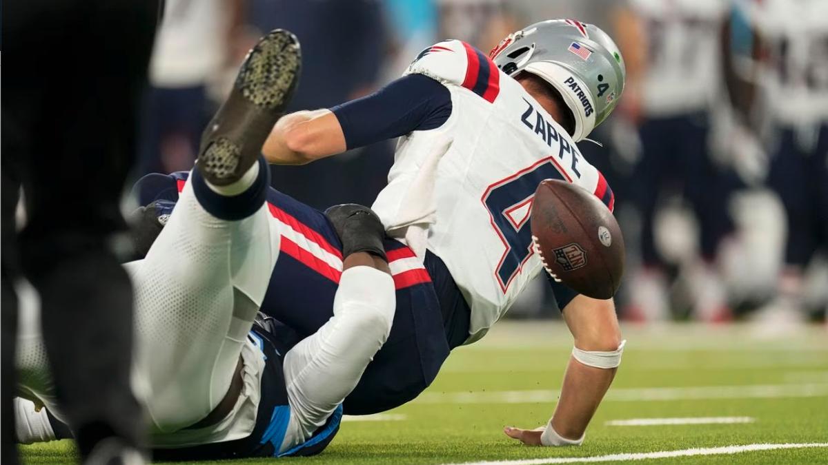 bailey zappe fumble